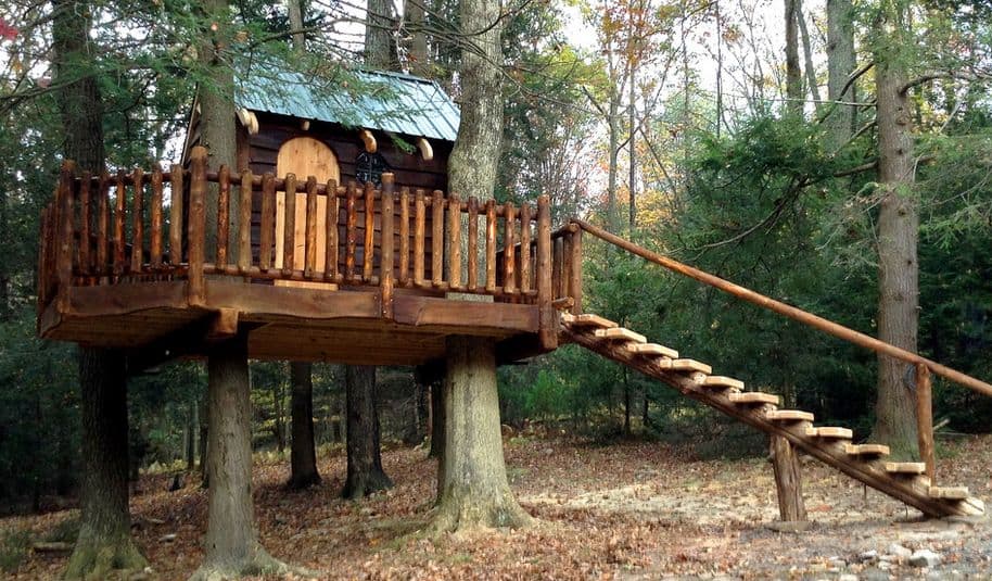 Porch tree house