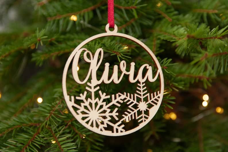 Personalized name Ornaments, Custom Name Snowflake Ornament, Wood Christmas Decoration, Personalized Christmas Ornament, Name Snowflake